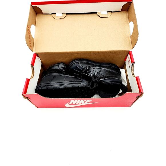 Big Kid's Nike Woodside 2 High Black/Black-Black (524872 004) Size 6c - Picture 8 of 15